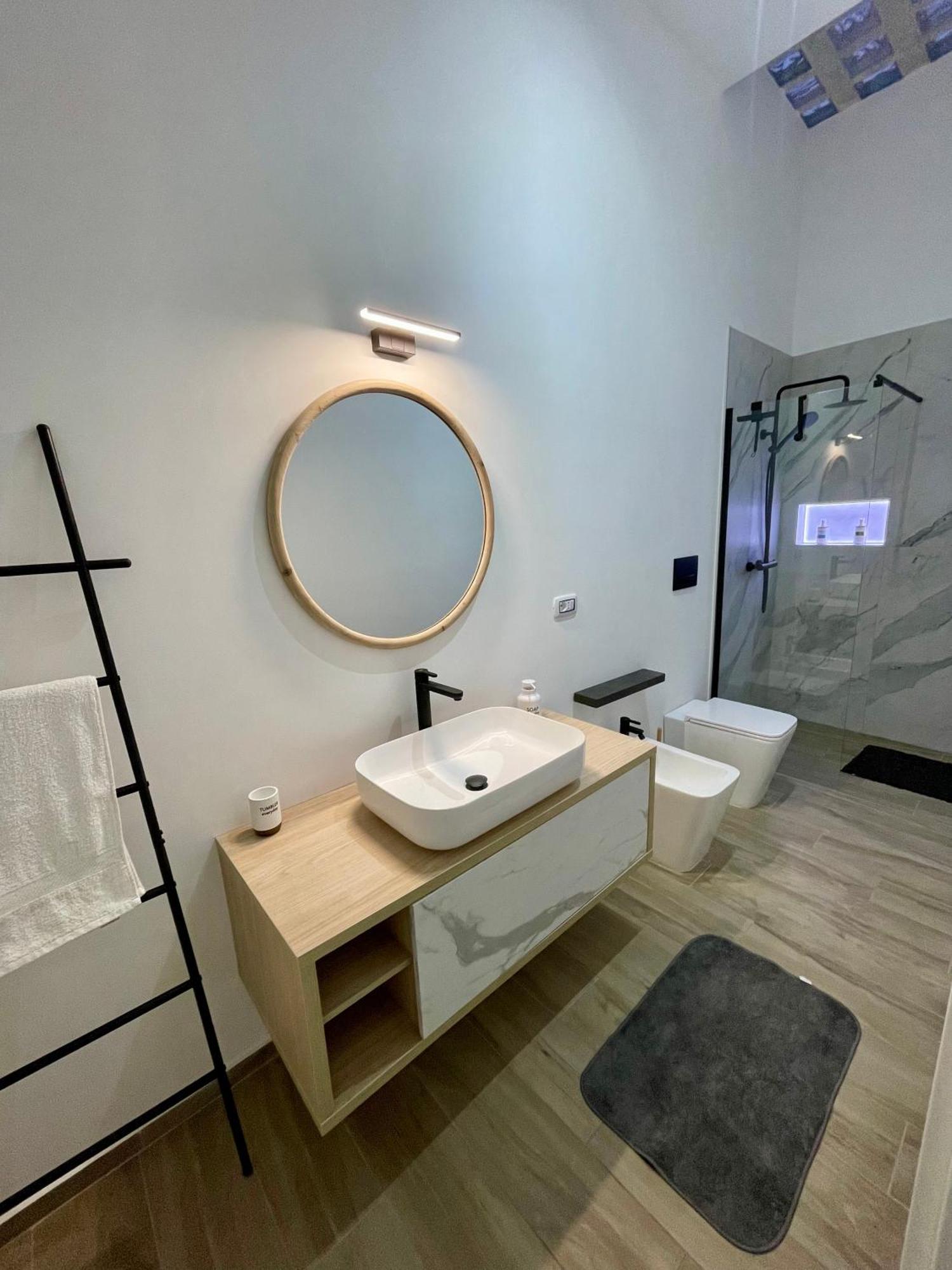 Cristina Home San Pietro Vernotico Exterior photo